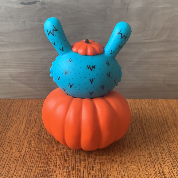Kidrobot Scared Silly Dunny Blind Box Figure - Picture 2 of 2
